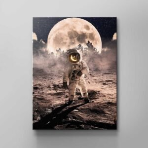 MOON ASTRONAUT